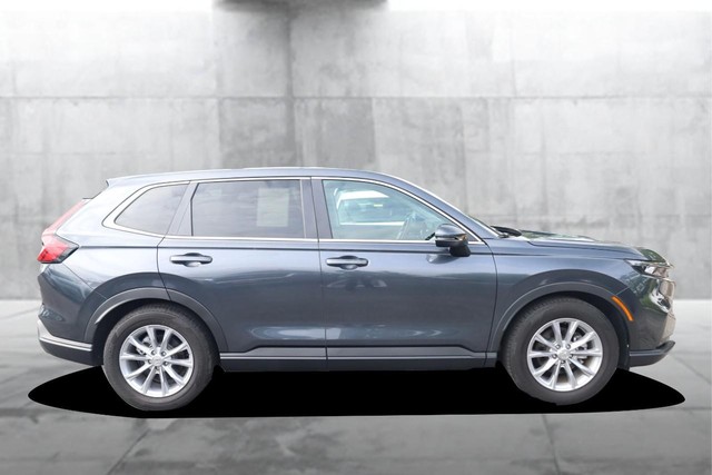 Honda CR-V Vehicle Full-screen Gallery Image 5