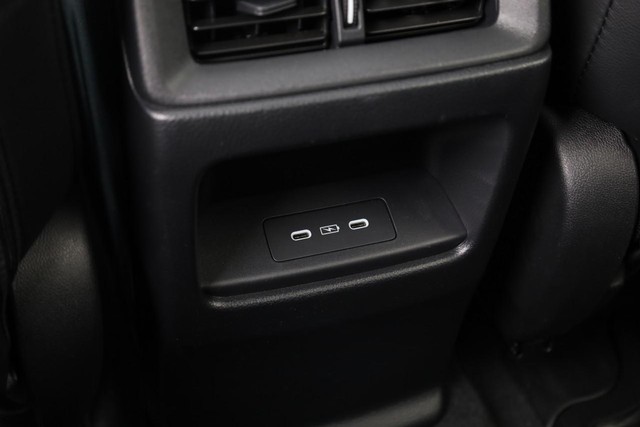 Honda CR-V Vehicle Full-screen Gallery Image 23