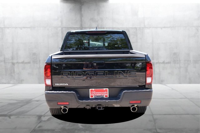 Honda Ridgeline Vehicle Full-screen Gallery Image 6
