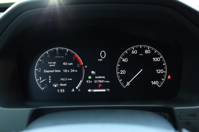 Honda Ridgeline Vehicle Full-screen Gallery Image 10