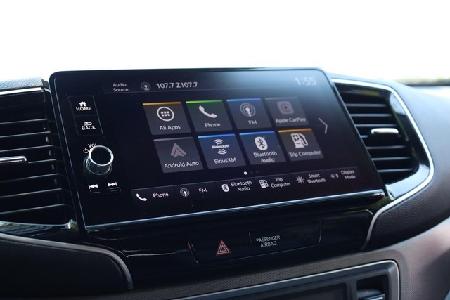 Honda Ridgeline Vehicle Full-screen Gallery Image 11