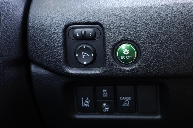 Honda Ridgeline Vehicle Full-screen Gallery Image 18