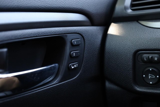 Honda Ridgeline Vehicle Full-screen Gallery Image 19