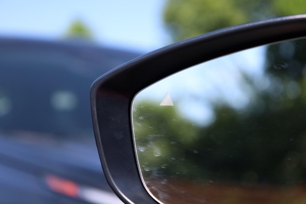 Mazda CX-50 Hybrid Vehicle Full-screen Gallery Image 21