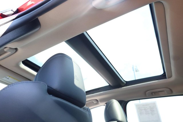 Mazda CX-50 Hybrid Vehicle Image 10