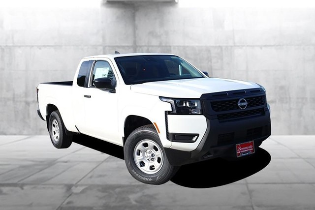Nissan Frontier Vehicle Image 02