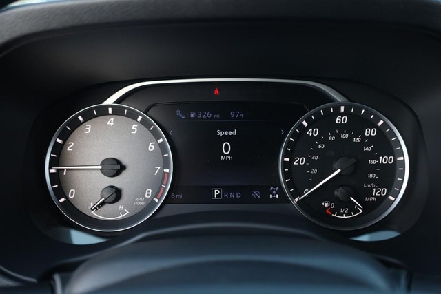 Nissan Frontier Vehicle Image 10