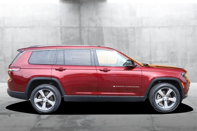 Jeep Grand Cherokee L Vehicle Full-screen Gallery Image 5