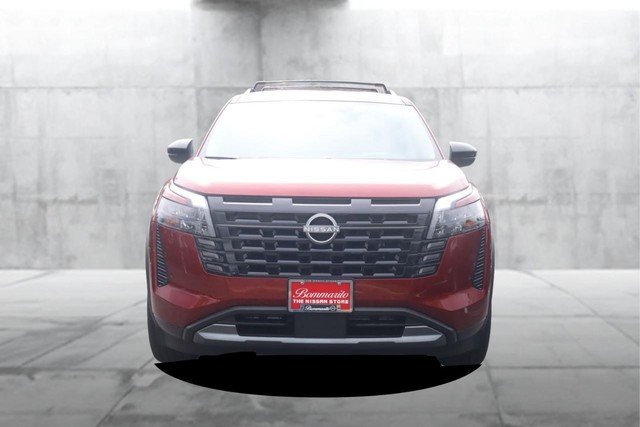 Nissan Pathfinder Vehicle Image 04