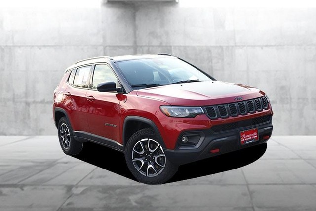 Jeep Compass Vehicle Full-screen Gallery Image 2