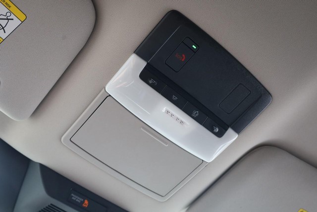 Nissan Pathfinder Vehicle Image 18