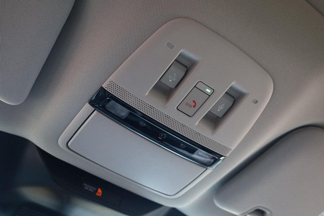 Nissan Murano Vehicle Image 21
