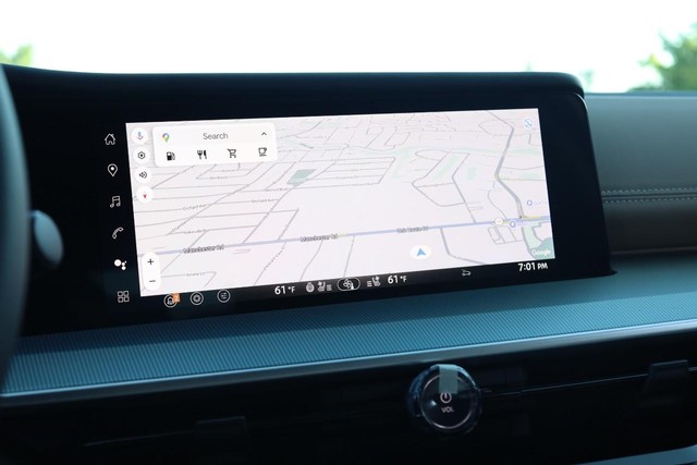 Nissan Murano Vehicle Image 14
