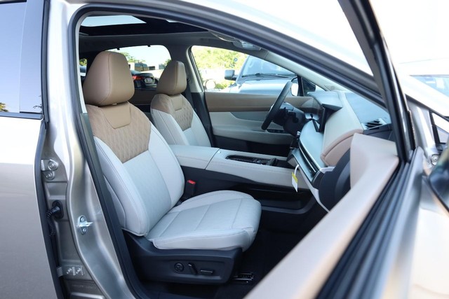 Nissan Murano Vehicle Image 31