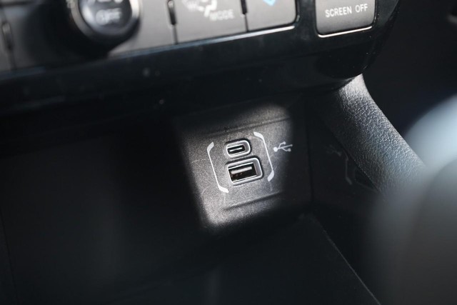 Jeep Compass Vehicle Full-screen Gallery Image 14