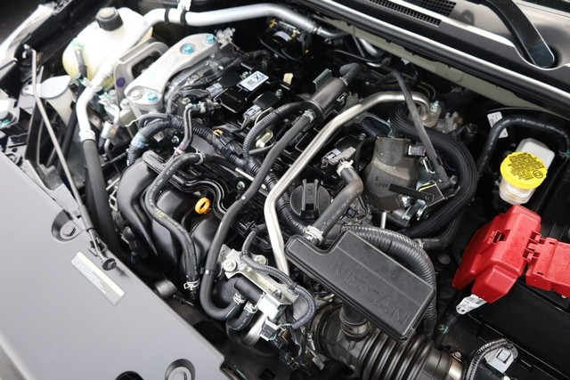 Nissan Sentra Vehicle Image 26