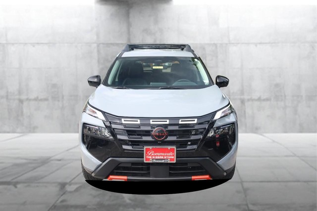 Nissan Rogue Vehicle Image 05