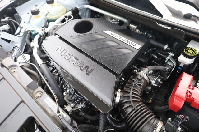 Nissan Rogue Vehicle Image 25