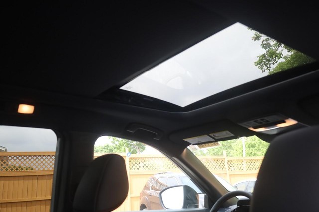 Nissan Pathfinder Vehicle Image 23