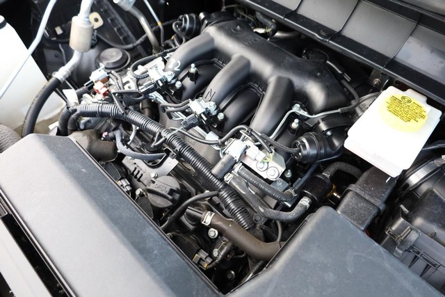 Nissan Pathfinder Vehicle Image 28