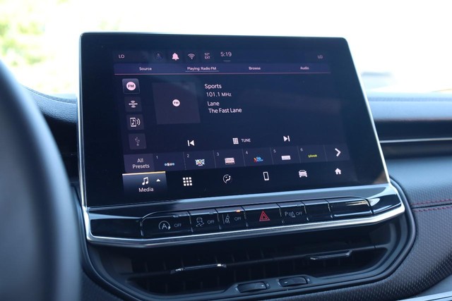 Jeep Compass Vehicle Image 11