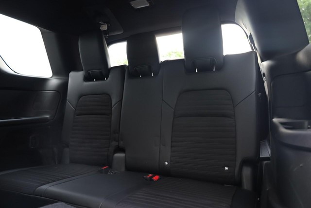 Nissan Pathfinder Vehicle Full-screen Gallery Image 26