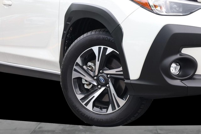 Subaru Crosstrek Vehicle Full-screen Gallery Image 3
