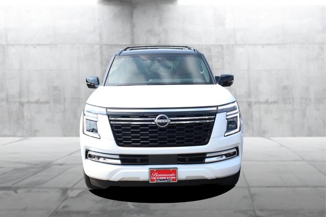 Nissan Armada Vehicle Full-screen Gallery Image 4