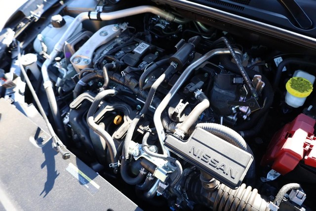 Nissan Sentra Vehicle Image 26