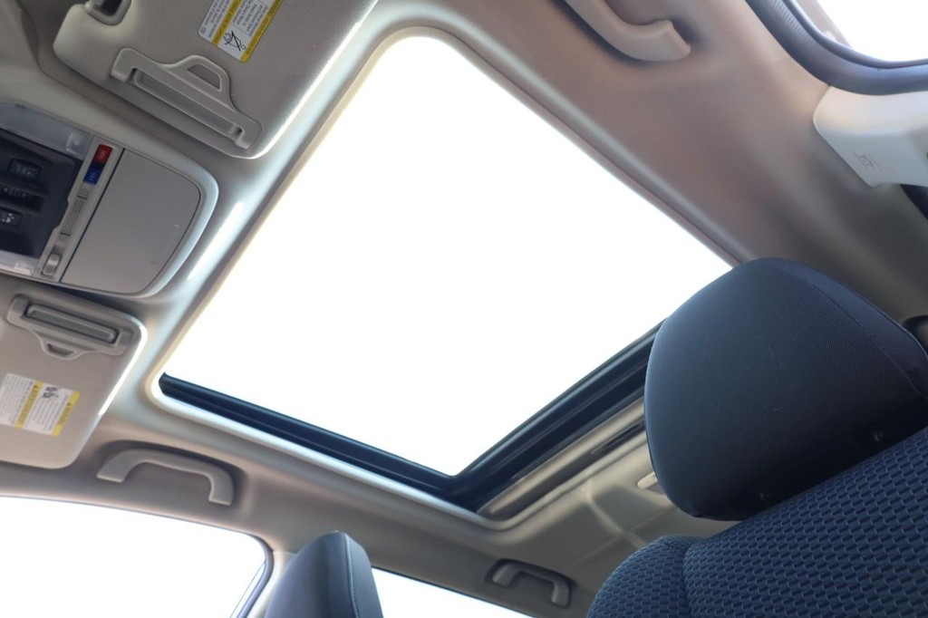 Subaru Forester Vehicle Full-screen Gallery Image 10