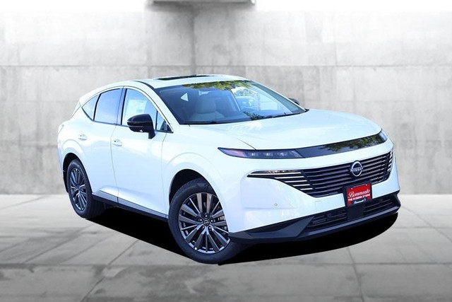 Nissan Murano Vehicle Image 02