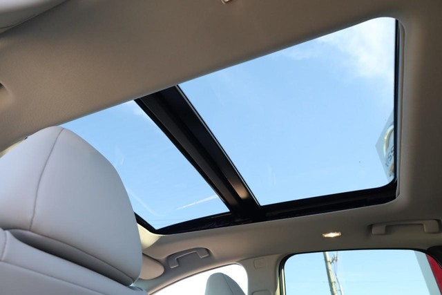 Nissan Murano Vehicle Image 10