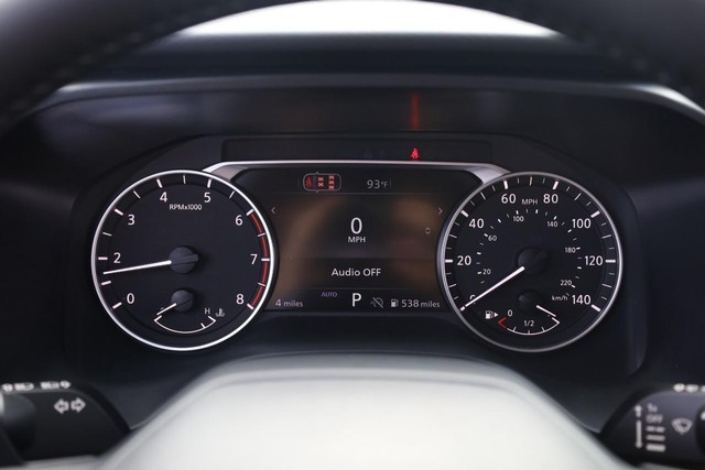 Nissan Rogue Vehicle Image 12