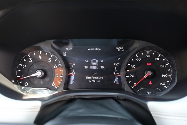 Jeep Compass Vehicle Image 10