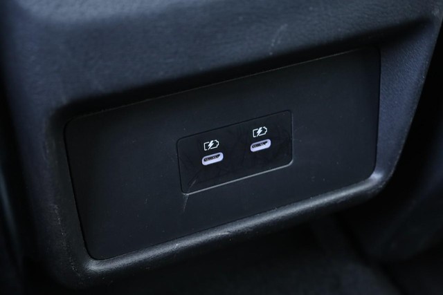Nissan Rogue Vehicle Image 21