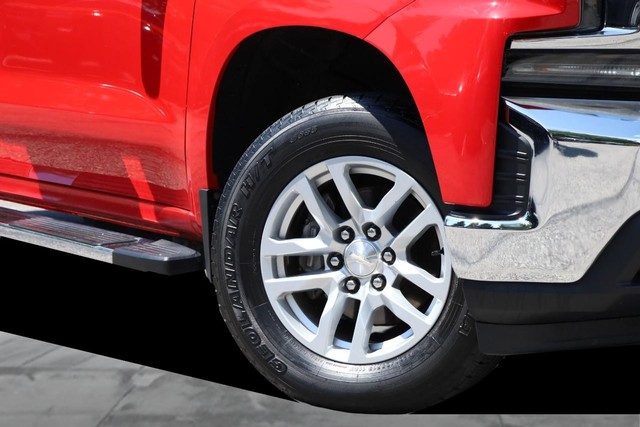 Chevrolet Silverado 1500 Vehicle Full-screen Gallery Image 03