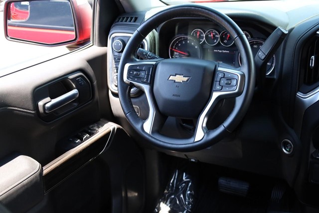Chevrolet Silverado 1500 Vehicle Full-screen Gallery Image 22