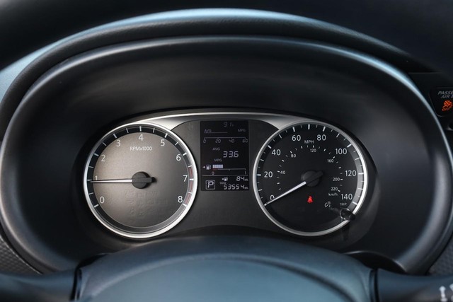 Nissan Kicks Vehicle Image 10
