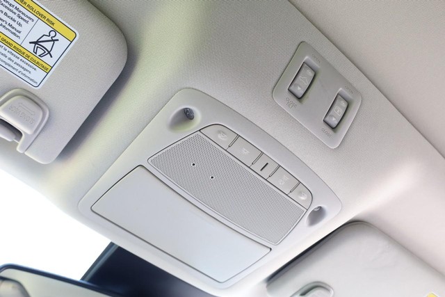 Nissan Murano Vehicle Image 20