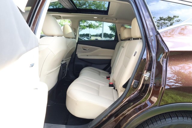 Nissan Murano Vehicle Image 25