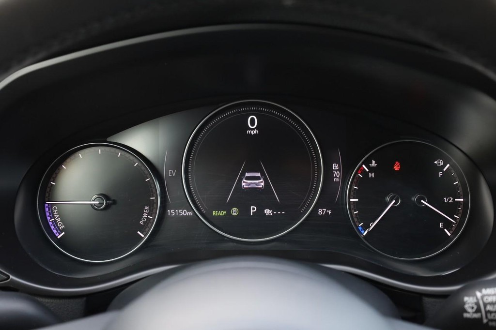 Mazda CX-50 Hybrid Vehicle Full-screen Gallery Image 12