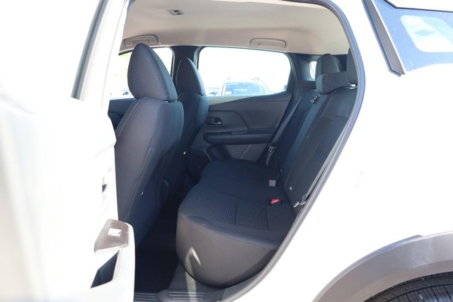 Nissan Kicks Vehicle Image 20