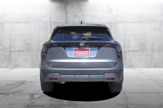 Nissan Kicks Vehicle Image 06