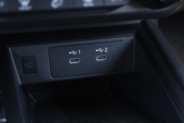 Nissan Kicks Vehicle Image 17