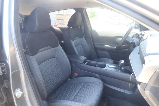 Nissan Kicks Vehicle Image 21