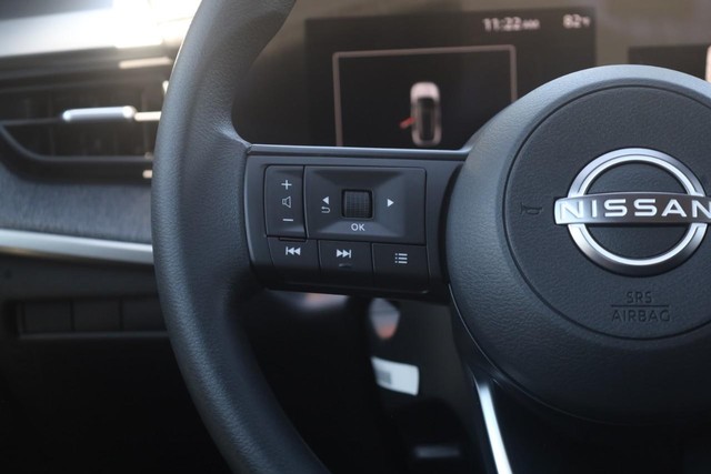 Nissan Kicks Vehicle Image 10