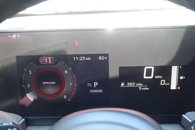 Nissan Kicks Vehicle Image 13