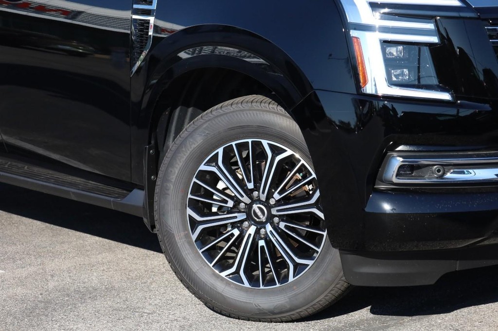 Nissan Armada Vehicle Image 03