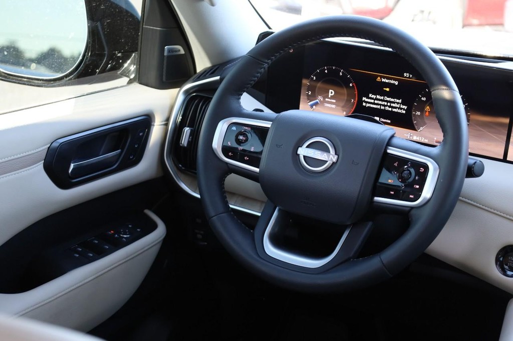 Nissan Armada Vehicle Image 29