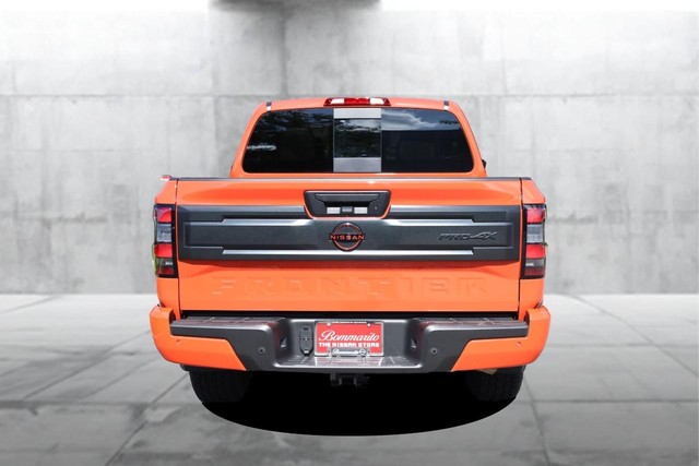 Nissan Frontier Vehicle Image 06